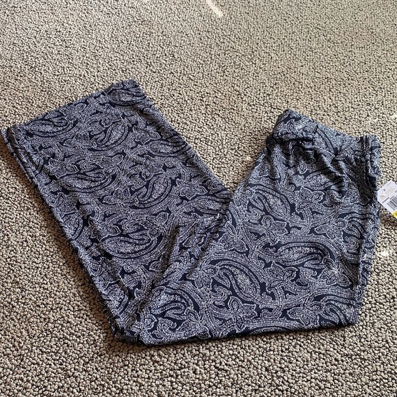 NWT Michael Kors Wide Legged Paisley Black & White Pants Size Medium - Picture 1 of 11